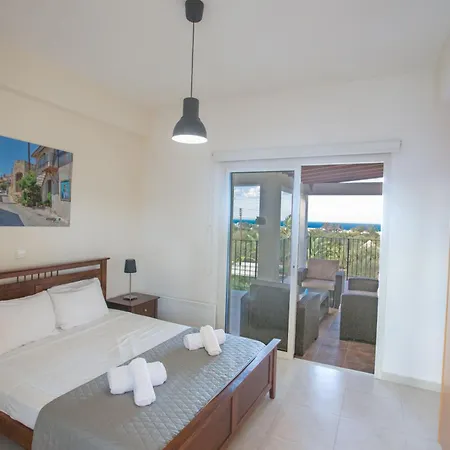Tatil Evi Private 3 Schlafzimmer Mit Hochgeschwindigkeits Internet Protaras