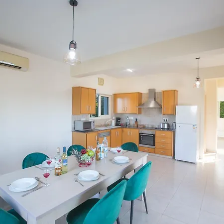 Private 3 Schlafzimmer Mit Hochgeschwindigkeits Internet Holiday home *